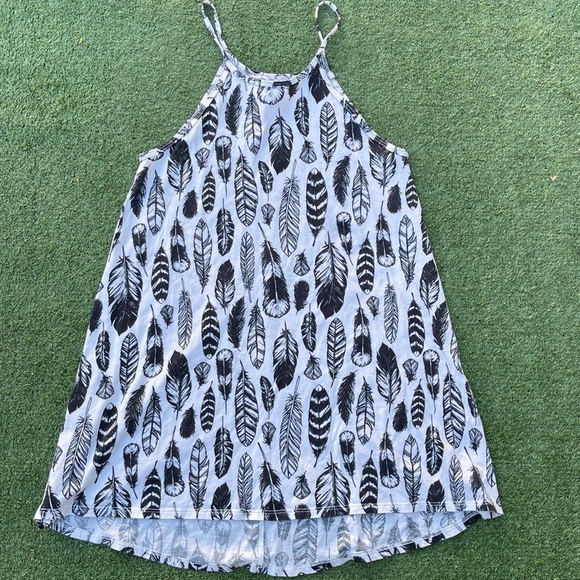 Billabong Girls Feather Print Dress size medium Preowned great condition casual - Picture 2 of 6